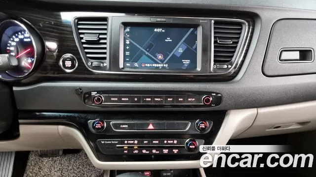 Kia The New Carnival id 2790656 из Кореи 19