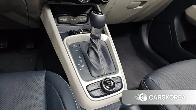 Hyundai Venue id 3600341 из Кореи 19