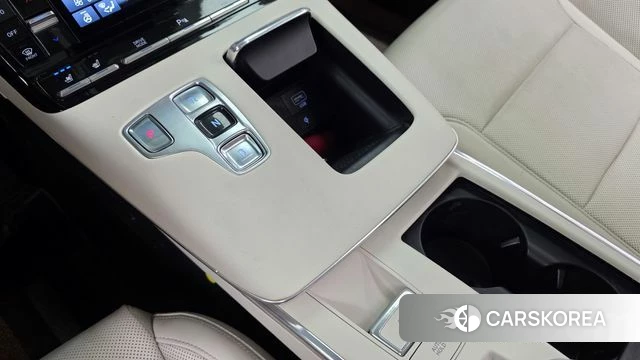 Hyundai The New Grandeur IG Hybrid id 4428610 из Кореи 34
