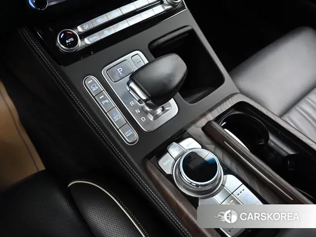 Genesis G90 id 3443834 из Кореи 19