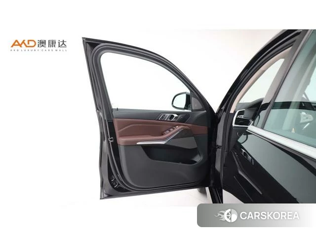 BMW X5 id 4272389 из Китая 9