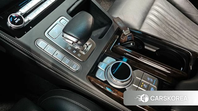 Genesis G90 id 4285563 из Кореи 29