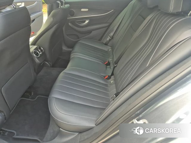 Mercedes-Benz E-Class W213 id 4310374 из Кореи 15