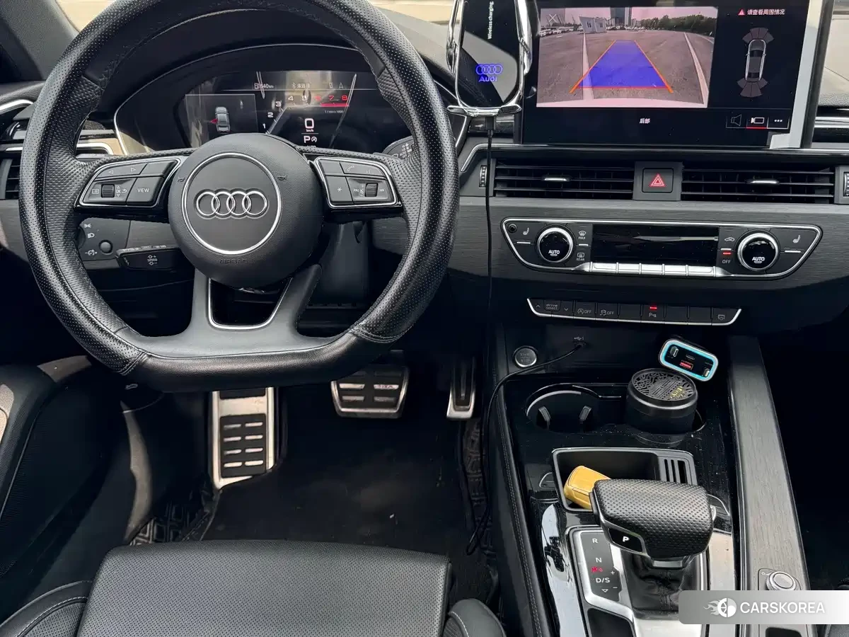 Audi A4L id 4680567 из Китая 9