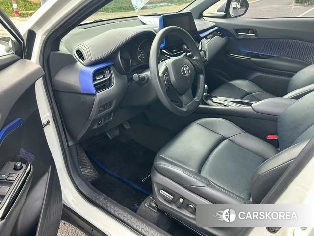 Toyota C-HR id 4209923 из Китая 13