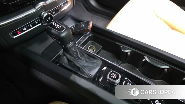 Volvo XC60 second Generation id 4397920 из Кореи 33