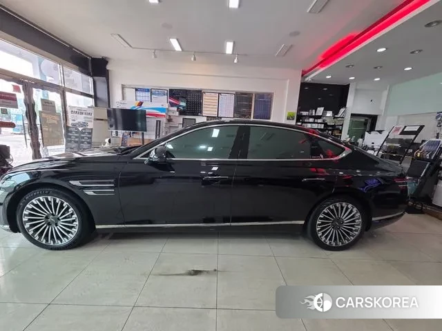 Genesis Electrified G80 (RG3) id 2884932 из Кореи 19