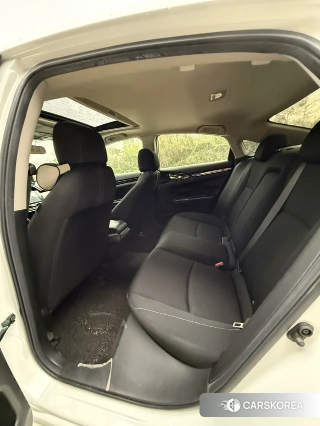 Honda Civic id 3882551 из Китая 13