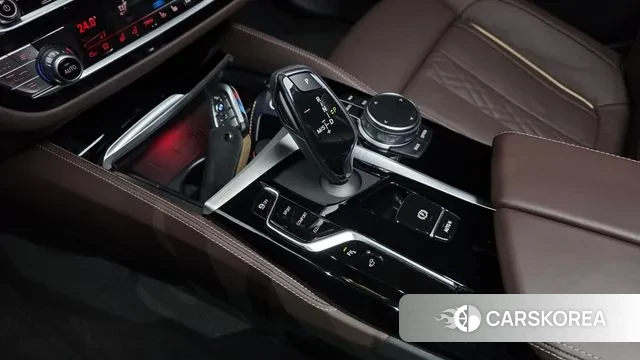 BMW 5 Series (G30) id 3518113 из Кореи 19