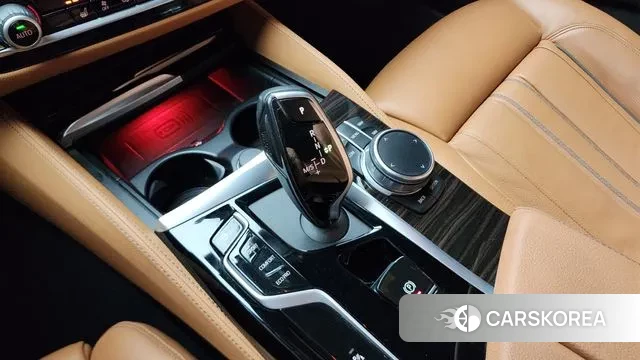 BMW 5 Series (G30) id 2985743 из Кореи 19