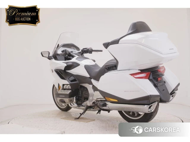 Honda GL1800 TOUR DCT id 3970226 из Японии 9