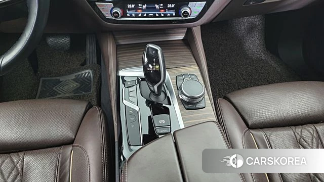 BMW 6 Series GT (G32) id 3905365 из Кореи 18