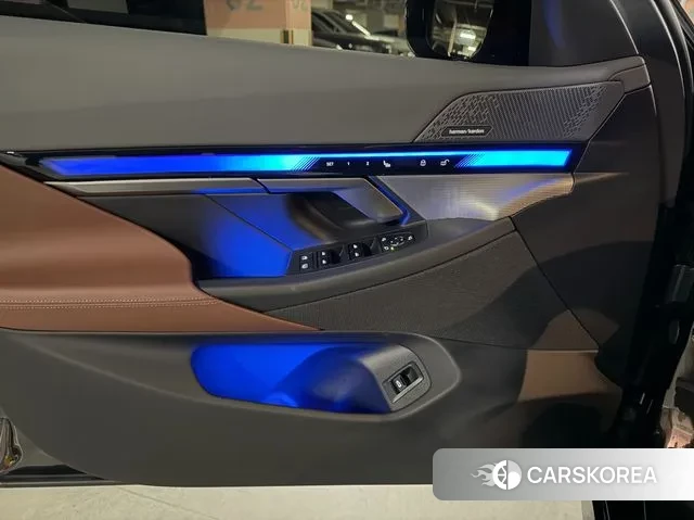 BMW 5 Series (G60) id 3512014 из Кореи 12