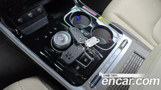 Kia Carnival 4th generation id 2302221 из Кореи 19