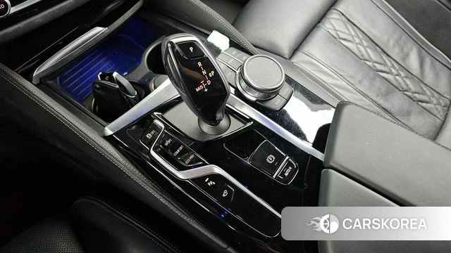 BMW 5 Series (G30) id 3884673 из Кореи 19