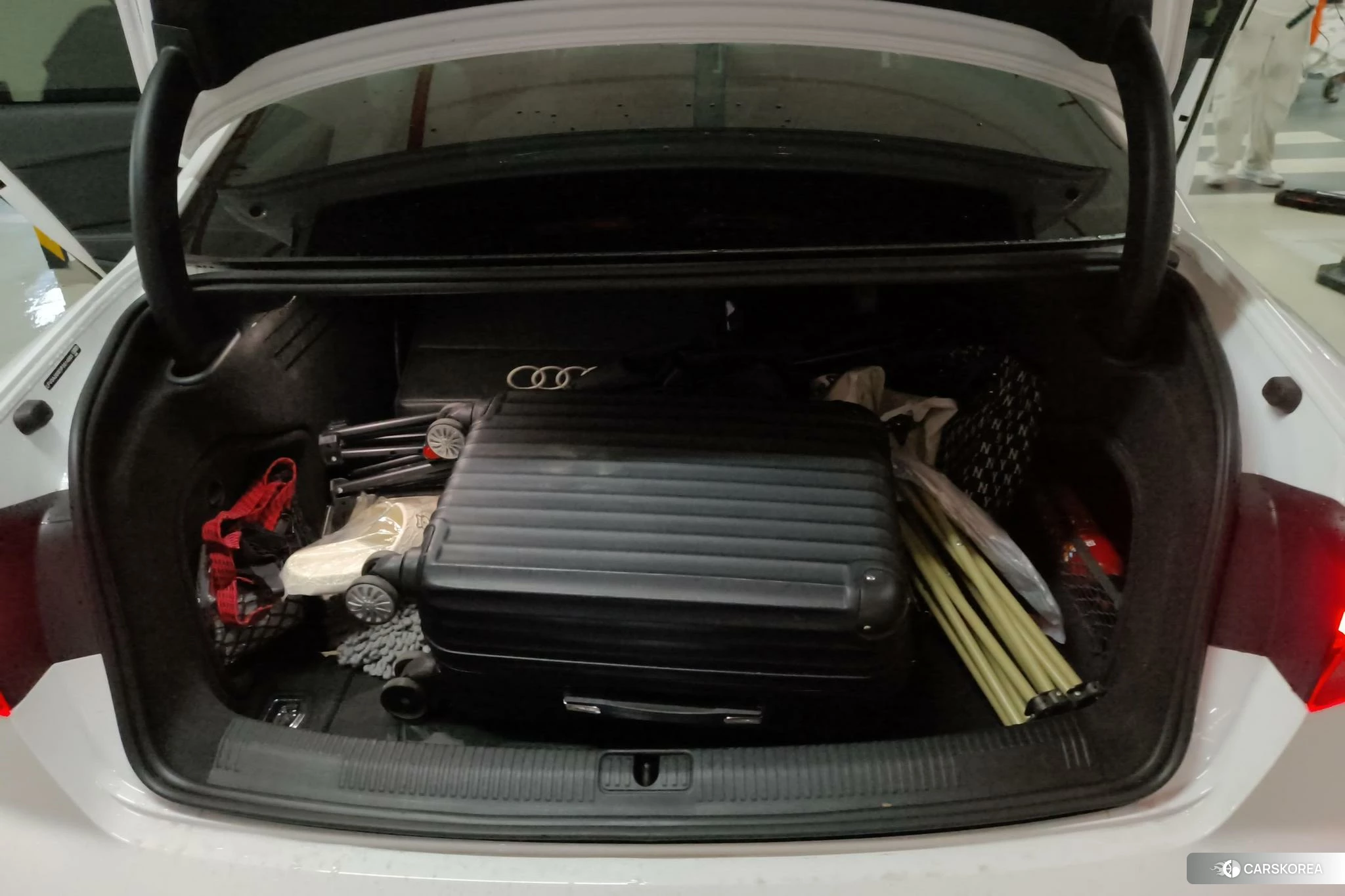 Audi A4L id 4473316 из Китая 16