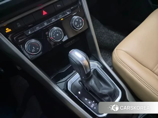 Volkswagen T-Roc id 4529431 из Кореи 19