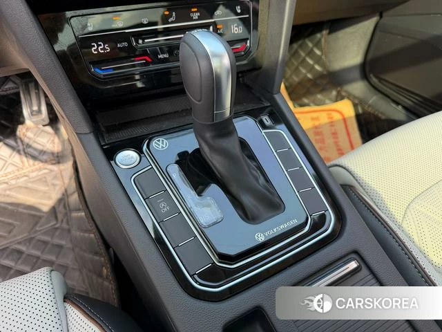 Volkswagen Magotan id 4290651 из Китая 13