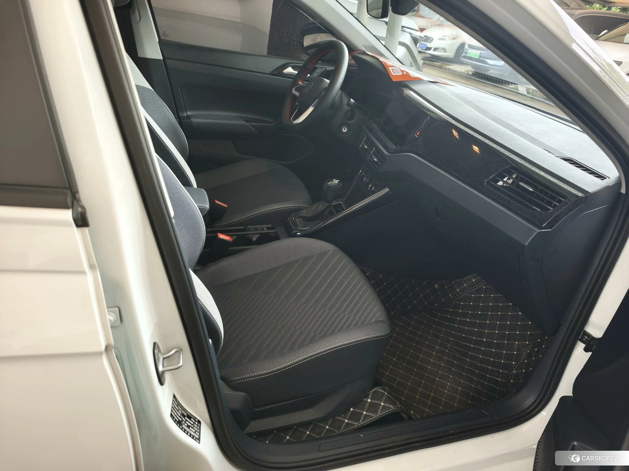 Volkswagen Lavida id 4440637 из Китая 12