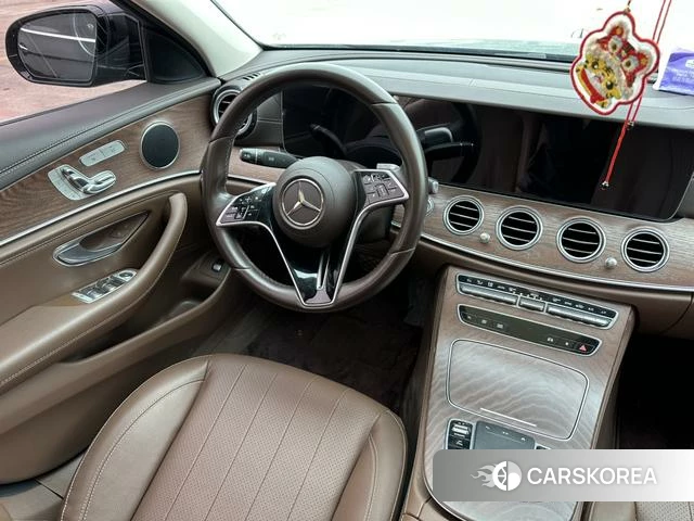 Mercedes-Benz E-class id 4313404 из Китая 15