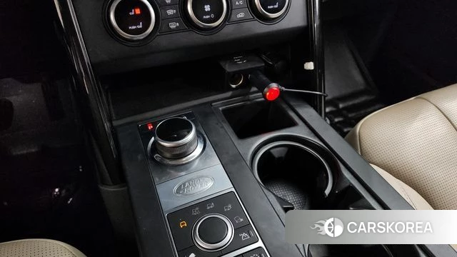 Land Rover Discovery 5 id 3796337 из Кореи 19