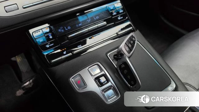 Hyundai The New Grandeur IG id 4698186 из Кореи 19