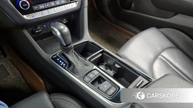 Hyundai Sonata New Rise Hybrid id 3270370 из Кореи 19