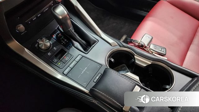 Lexus NX300h id 3886266 из Кореи 19