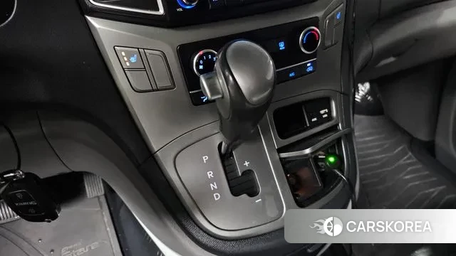 Hyundai The New Grand Starex id 3562550 из Кореи 19