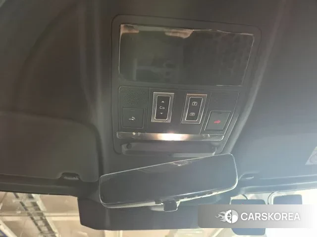 Land Rover Defender (L663) id 3750775 из Кореи 19