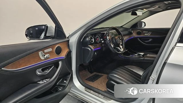 Mercedes-Benz E-Class W213 id 4482898 из Кореи 33