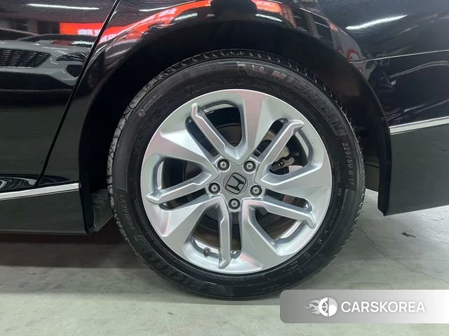Honda Accord id 4219306 из Китая 14