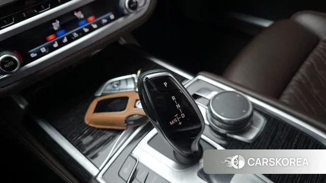 BMW 7 Series (G11) id 3577937 из Кореи 19