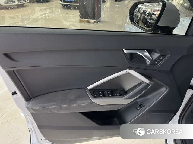Audi Q3 id 4353156 из Китая 25