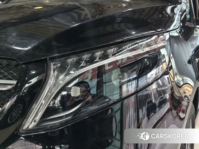 Mercedes-Benz V-class id 4264969 из Китая 28