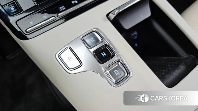 Hyundai The New Grandeur IG Hybrid id 4893848 из Кореи 19