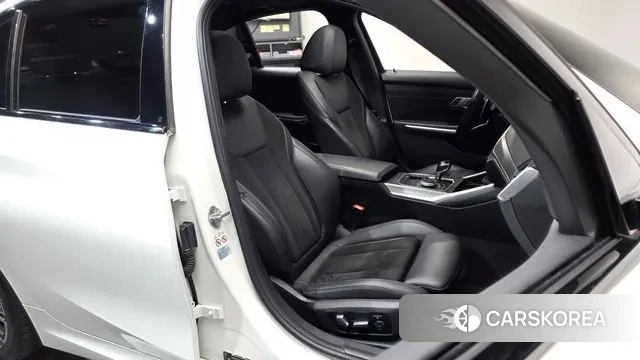 BMW 3 Series (G20) id 3535302 из Кореи 19