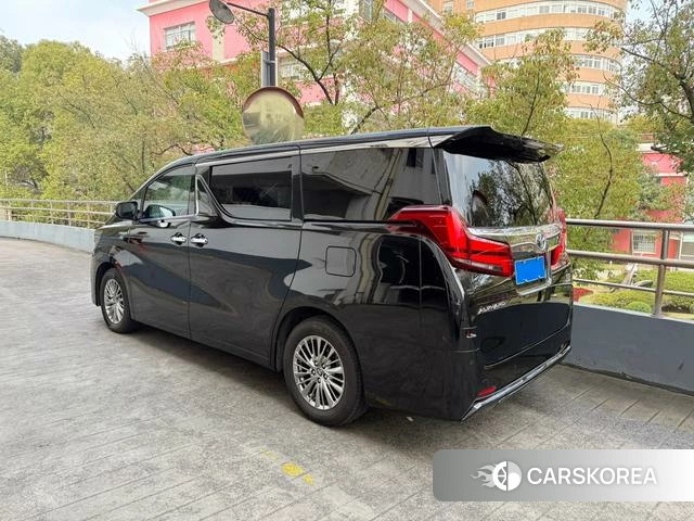 Toyota Elfa id 4213086 из Китая 17