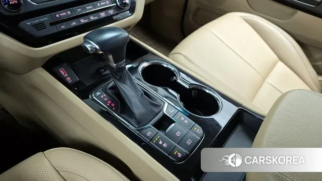 Kia The New Carnival id 3418146 из Кореи 19