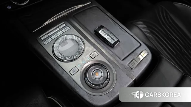 Genesis G80 (RG3) id 3371121 из Кореи 19