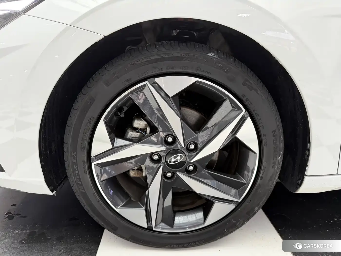 Hyundai Elantra id 4554095 из Китая 17
