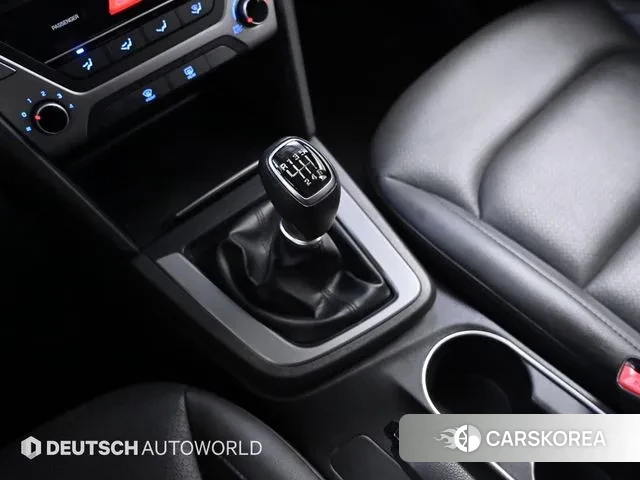 Hyundai Avante AD id 3339518 из Кореи 19