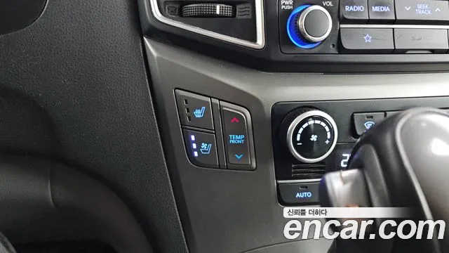 Hyundai The New Grand Starex id 2760327 из Кореи 19