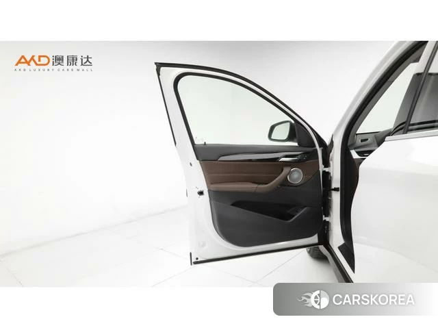 BMW X1 id 4275899 из Китая 9