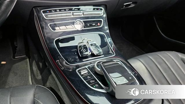 Mercedes-Benz E-Class W213 id 4305207 из Кореи 34