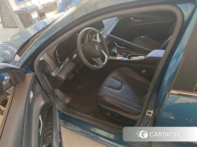 Hyundai Elantra id 4328691 из Китая 9