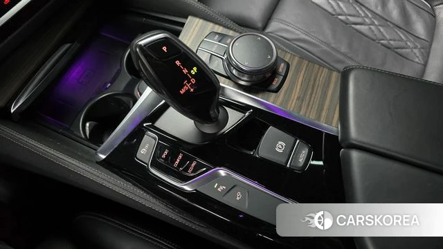 BMW 5 Series (G30) id 3905900 из Кореи 19