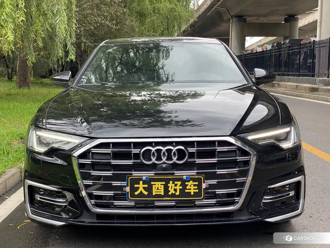 Audi A6L id 4600820 из Китая 23