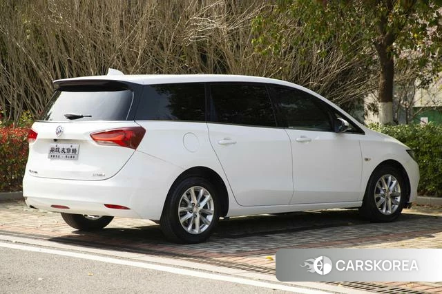 Buick GL6 id 4209756 из Китая 29