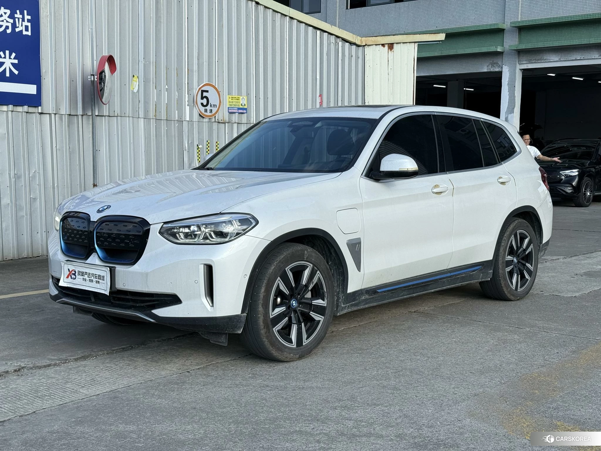 BMW iX3 id 4419327 из Китая 16